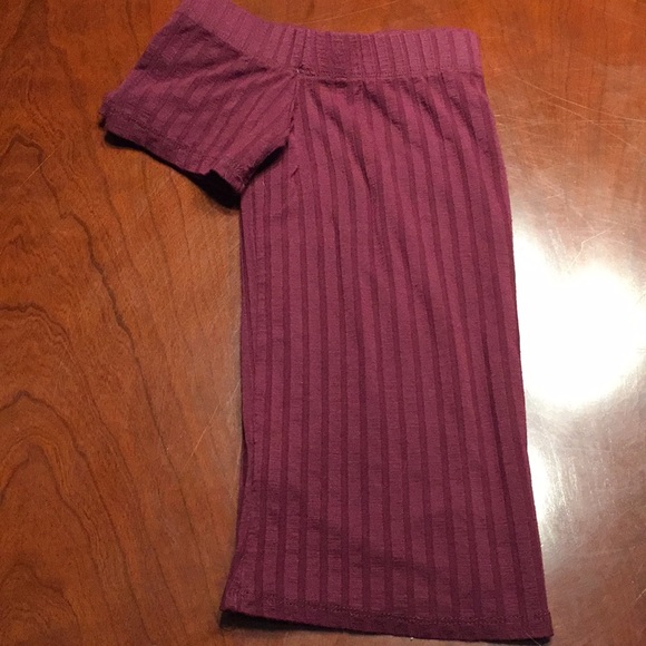 Women’s Ribbed Top - Picture 5 of 8